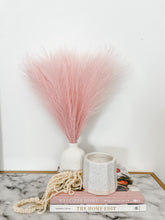 Load image into Gallery viewer, Small Faux Pampas