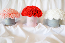 Load image into Gallery viewer, Medium Gray Round Suede box